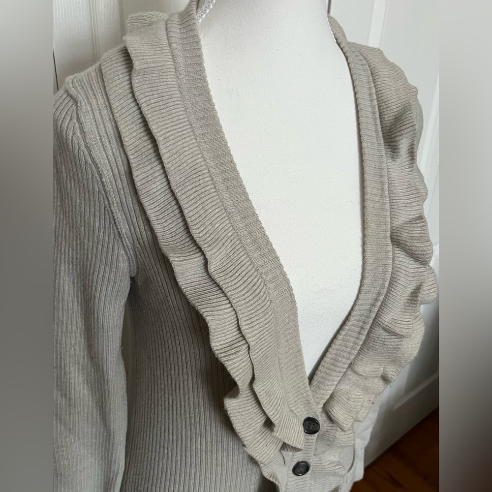 Banana Republic Merino Wool Ruffle Cardigan - Picture 3 of 7